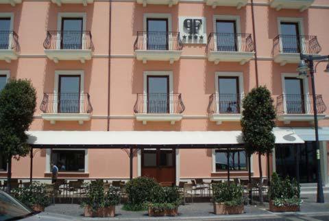 Palazzo Foti Hotel Crotone Exterior foto